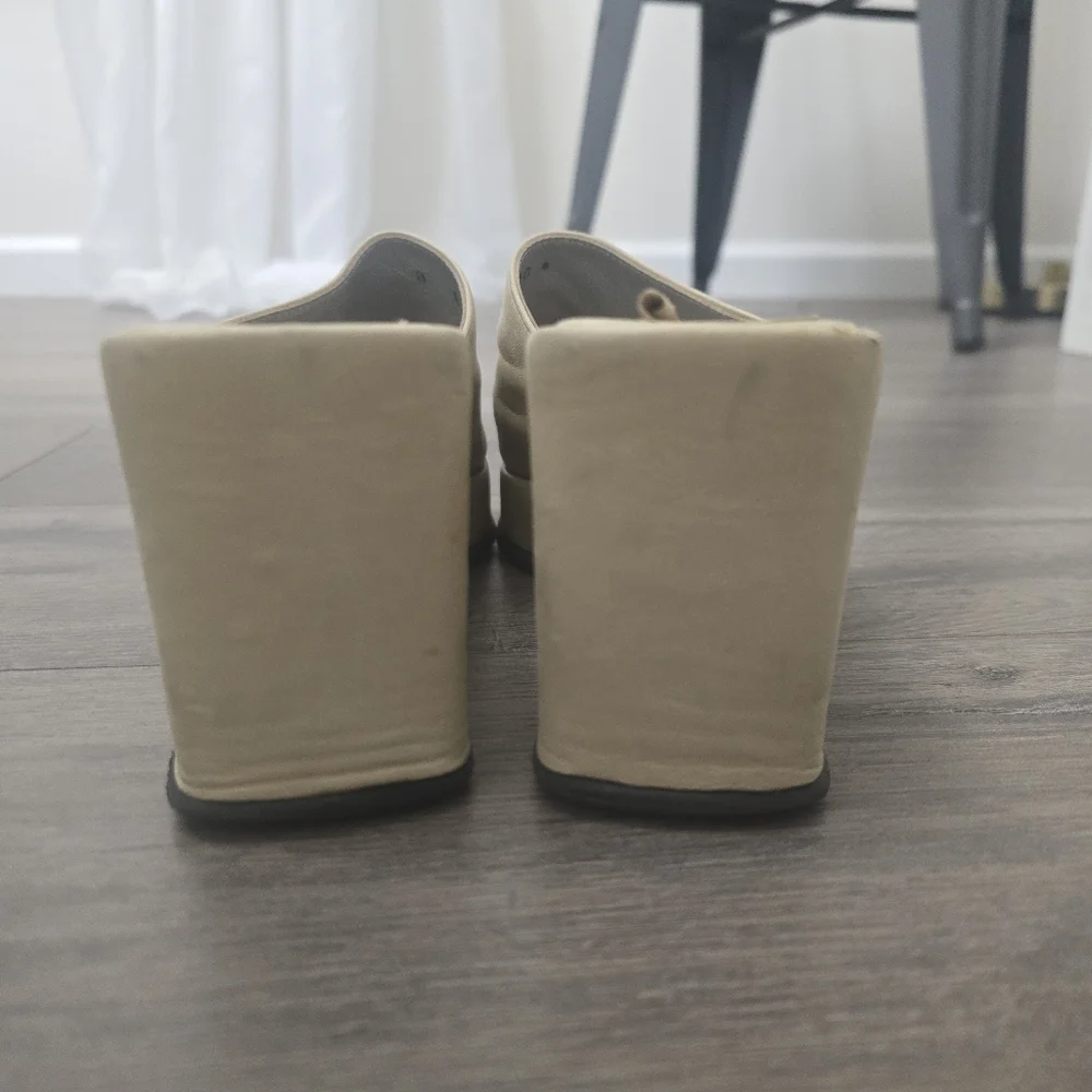 Robert Clergerie Leather Platform Mules Cream Womens Size 8 VTG